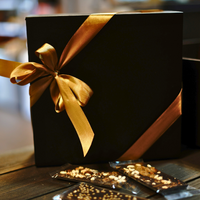 Eleganta dāvanu kaste